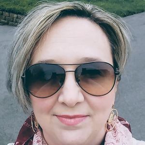 Meet your Posher, Jasmin